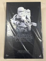 Hottoys Hot Toys 1/6 Scale MMS326 MMS 326 Star Wars Episode VII The Force Awakens - First Order Flametrooper Action Figure NEW