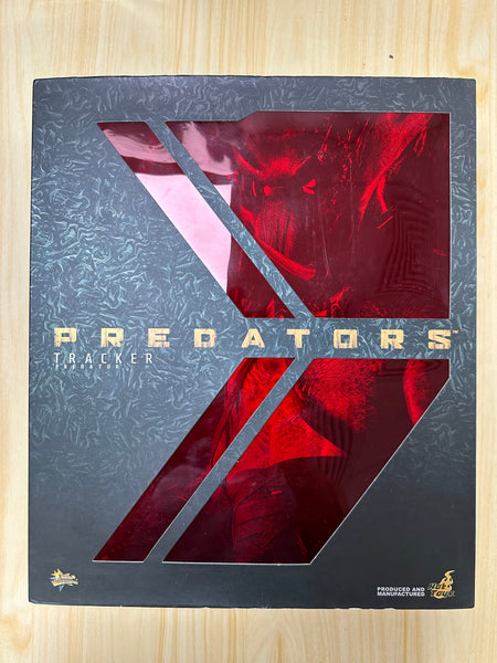 Hottoys Hot Toys 1/6 Scale MMS147 MMS 147 Predators - Tracker Predator (With Hound) Action Figure USED