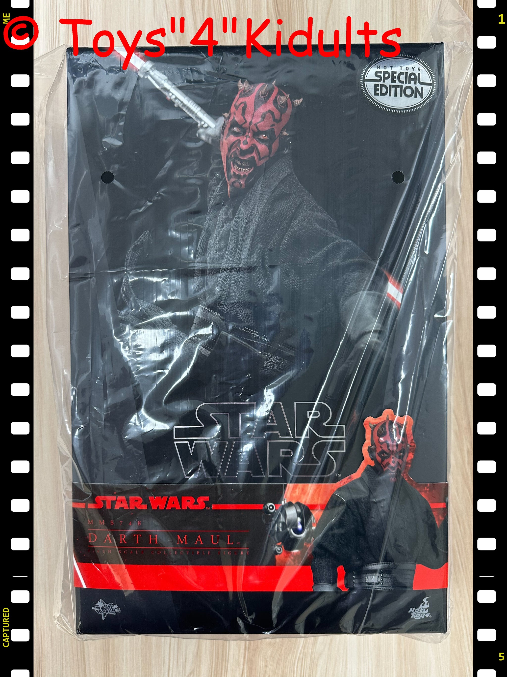 Star Wars Darth Maul Hot Toys 限定版 STAR WARS - Hot Toys Darth Maul with Sith Speeder **PRE-ORDER**