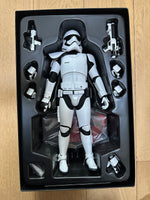 Hottoys Hot Toys 1/6 Scale MMS316 MMS 316 Star Wars Episode VII The Force Awakens - First Order Stormtrooper (Squad Leader Version) Action Figure USED