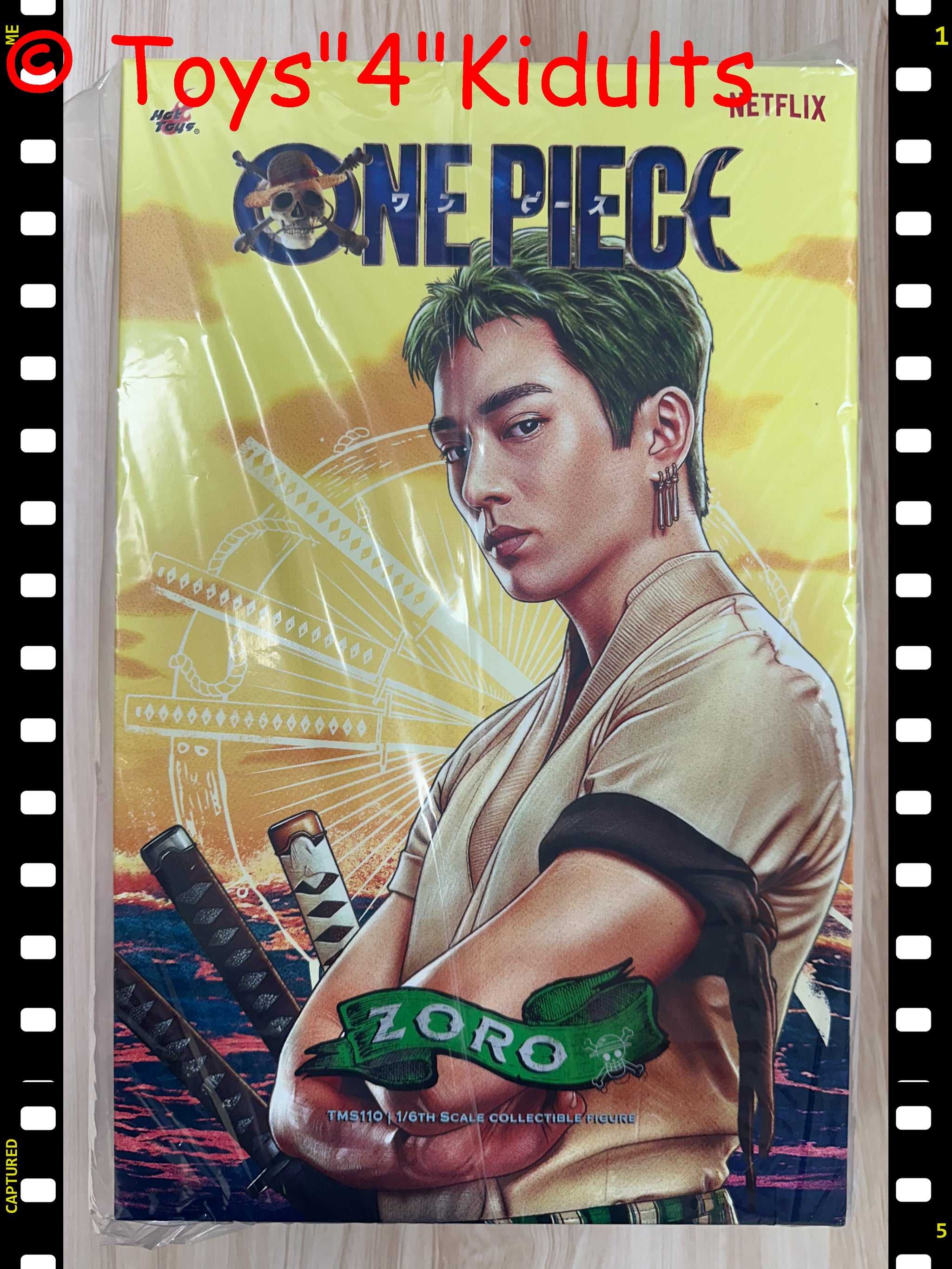 Hottoys Hot Toys 1/6 Scale TMS110 TMS 110 One Piece - Roronoa Zoro