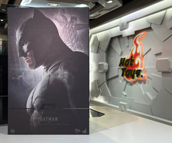 Hottoys Hot Toys 1/6 Scale MMS731 MMS 731 Batman v Superman Dawn of Justice - Batman 2.0 (Collector Edition) Action Figure NEW