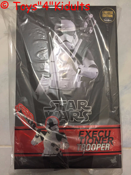 Hottoys Hot Toys 1/6 Scale MMS428 MMS 428 Star Wars Episode VIII The Last Jedi - First Order Stormtrooper Executioner (Toys“R”Us Exclusive Version) Action Figure NEW