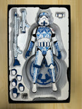 Hottoys Hot Toys 1/6 Scale MMS401 MMS 401 Star Wars - Stormtrooper (Porcelain Pattern Version) Action Figure USED